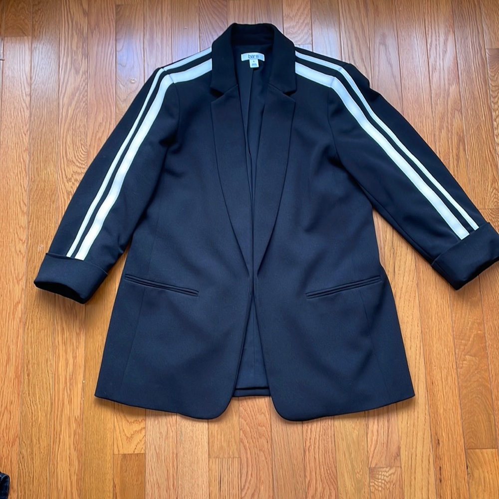 Bar III Blazer